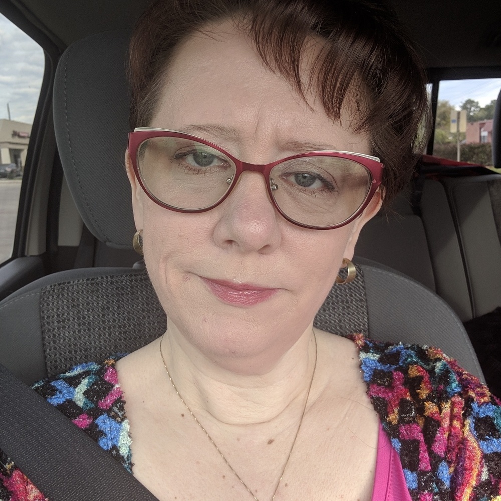 Meet your Posh fashionista